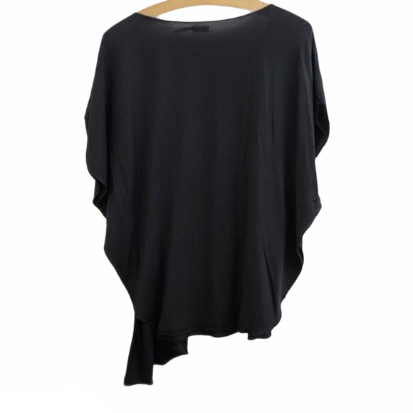 Leon Max Asymmetrical Flutter Sleeve Top T205 - Picture 2 of 9